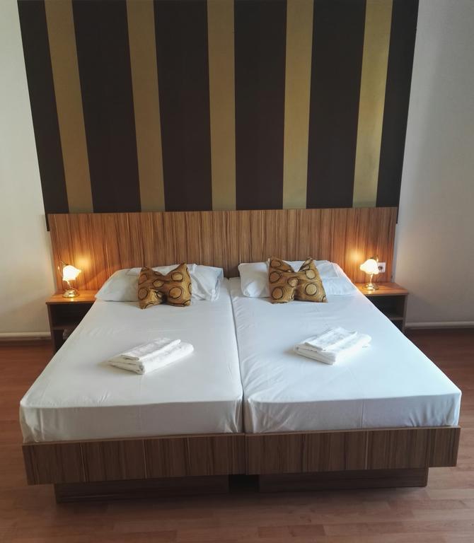 Hid Hotel بودابست المظهر الخارجي الصورة