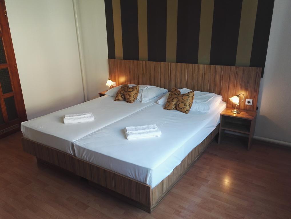 Hid Hotel بودابست المظهر الخارجي الصورة
